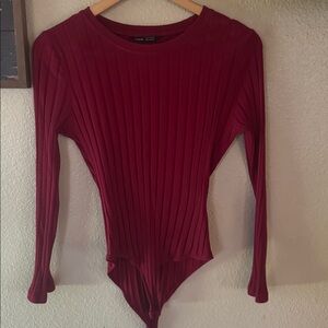 SHEIN Burgundy Ribbed Top